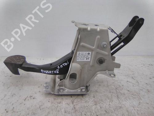 Used Break pedal VW PASSAT B6 (3C2) 1.9 TDI (105 hp) 19814038