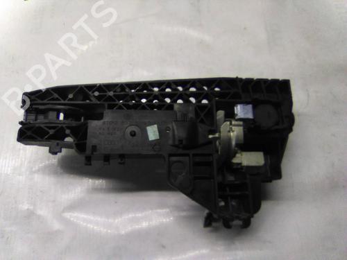 Used Rear right exterior door handle AUDI A4 B8 (8K2) 2.0 TDI (143 hp) 19834002