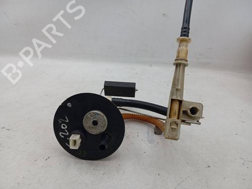 Used Fuel pump MERCEDES-BENZ C-CLASS (W202) C 220 D (202.121) (95 hp) 31256287