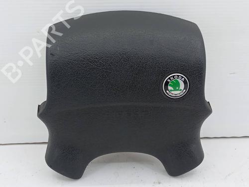 Used Driver airbag SKODA FELICIA I (6U1) 1.3 (68 hp) 19847186