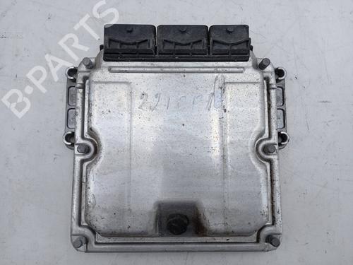 Used Engine control unit (ECU) RENAULT TRAFIC II Bus (JL) 1.9 dCI 100 (JL0C) (101 hp) 19828917