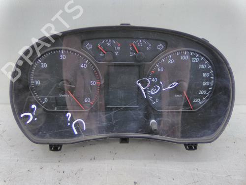 Used Instrument cluster VW POLO (9N_, 9A_) 1.4 TDI (70 hp) 19835395