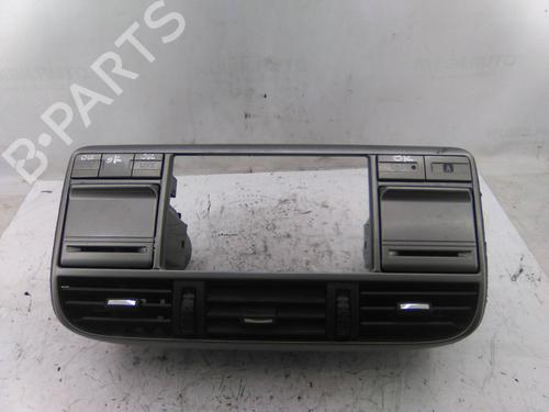 Air vent NISSAN X-TRAIL I (T30) 2.2 dCi 4x4 | BP19872825I21 