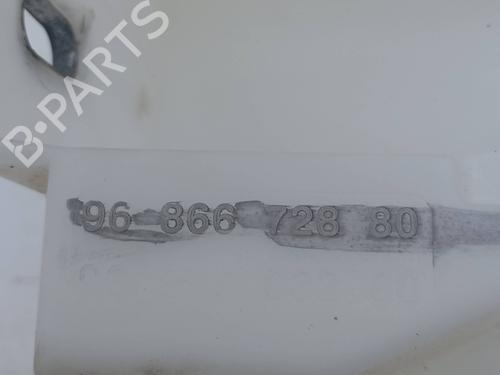 Windscreen washer tank PEUGEOT 508 I (8D_) 2.0 HDi Hybrid4 AWC | BP30002477C113 