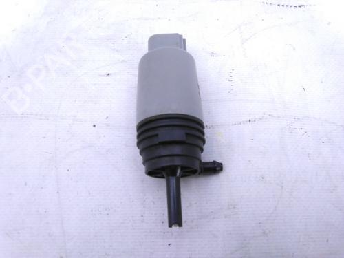 Used Washer pump BMW 1 (E87) 118 d (122 hp) 19818545