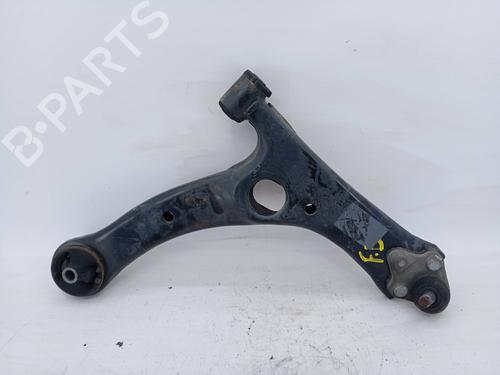 Used Right front suspension arm TOYOTA COROLLA Estate (_E12_) 2.0 D-4D (CDE120_, CDE120R) (90 hp) 22953580