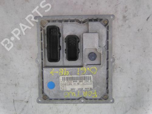 Used Engine control unit (ECU) SMART FORTWO Cabrio (450) 0.6 (61 hp) 19843419