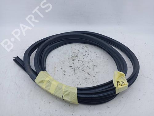 Used Rubber door seal NISSAN JUKE (F15) 1.5 dCi (110 hp) 19842487