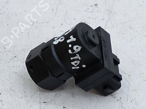 Used Electronic module SEAT IBIZA II (6K1) 1.9 TDI (90 hp) 22949400