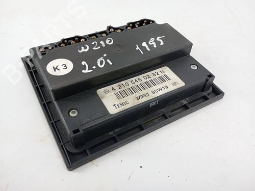 Used Electronic module Electronic module MERCEDES-BENZ E-CLASS (W210) E 220 D (210.004) (95 hp) 32731825 32731825