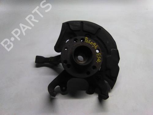 Used Left front steering knuckle VW POLO III (6N1) 64 1.9 D (64 hp) 22935304