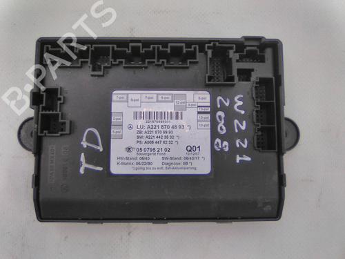 Used Electronic module Electronic module MERCEDES-BENZ S-CLASS (W221, V221) S 600 (221.176) (517 hp) 22960949 22960949
