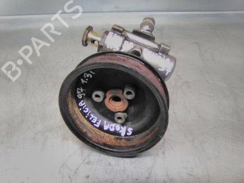 Used Steering pump SKODA FELICIA I (6U1) 1.3 (58 hp) 19845940