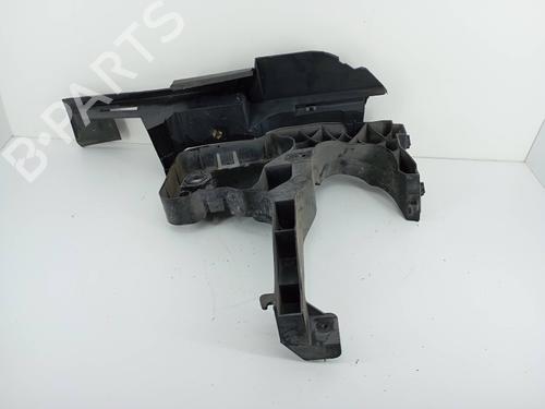 Used Left headlight support RENAULT MEGANE II (BM0/1_, CM0/1_) 1.9 dCi (115 hp) 32344398