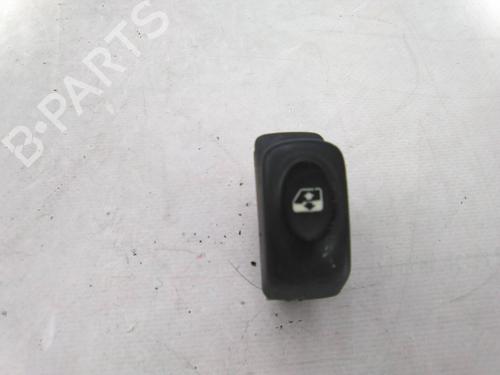 Used Switch RENAULT MEGANE I (BA0/1_) 1.4 Eco (BA0T) (71 hp) 19875458