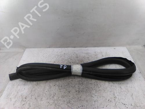 Gummiliste Gummiliste SUBARU XV (_GP_) 2.0 D AWD (GPD) (147 hp) 19859019 19859019