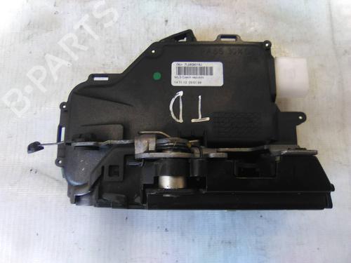 Højre bagtil lås VW TOURAN (1T1, 1T2) 1.6 (102 hp) 19832976