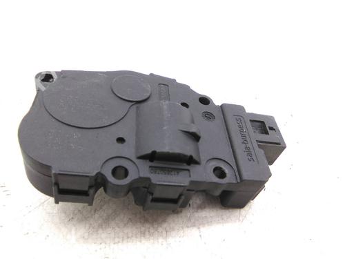 Heater blower motor MERCEDES-BENZ C-CLASS (W204) C 220 CDI (204.002) | BP19915723M62