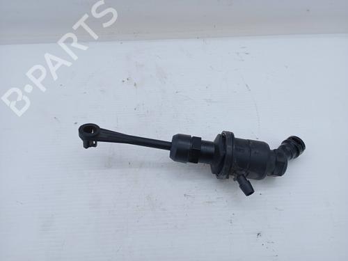 Used Clutch pedal NISSAN QASHQAI I (J10, NJ10) 1.5 dCi (106 hp) 28603394