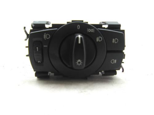Used Headlight switch BMW 1 (E87) 118 d (122 hp) 19825667