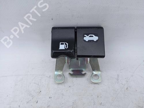 Used Switch NISSAN JUKE (F15) 1.5 dCi (110 hp) 19842438