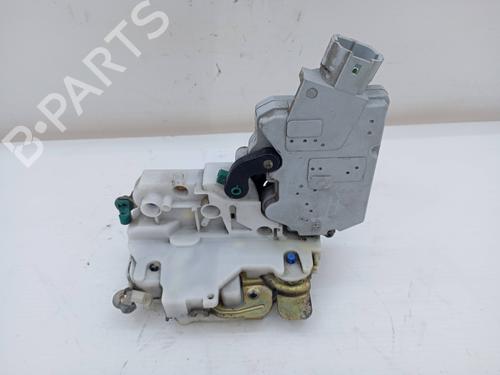 Vergrendeling rechts voor NISSAN PRIMERA Hatchback (P11) 2.0 TD (90 hp) 29184612