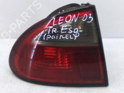 Used Left taillight SEAT LEON (1M1) 1.9 TDI (150 hp) 19828246