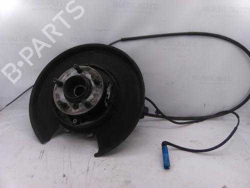 Used Left rear steering knuckle LAND ROVER RANGE ROVER III (L322) 3.0 D 4x4 (177 hp) 19810930