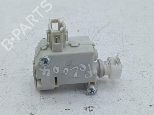 Autre VW POLO IV (9N_, 9A_) 1.9 TDI (101 hp) 24298209