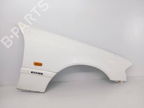 Used Right front fenders Right front fenders MERCEDES-BENZ C-CLASS (W202) C 220 (202.022) (150 hp) 33907217 33907217