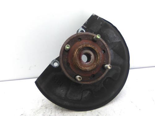 Used Right front steering knuckle VOLVO S40 I (644) 1.9 DI (115 hp) 19819305