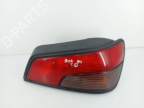 Used Right taillight PEUGEOT 306 Hatchback (7A, 7C, N3, N5) 1.4 (75 hp) 33047364