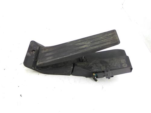 Used Pedal BMW 1 (E81) 118 d (136 hp) 19823230