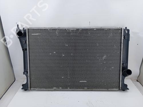 Radiateur à eau TOYOTA AVENSIS (_T25_) 2.2 D-4D (ADT251_, ADT251R) (150 hp) 30280051