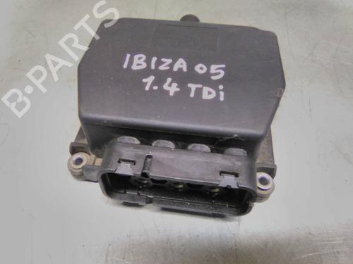 Used Electronic module SEAT IBIZA III (6L1) 1.4 TDI (75 hp) 19856108