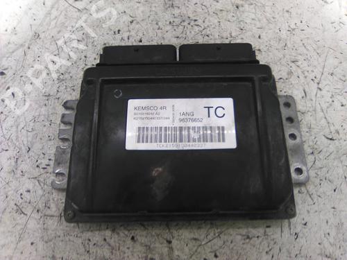 Used Engine control unit (ECU) DAEWOO KALOS (KLAS) 1.2 (72 hp) 19824039