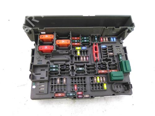 Used Fuse box BMW 1 (E81) 118 d (136 hp) 19823221