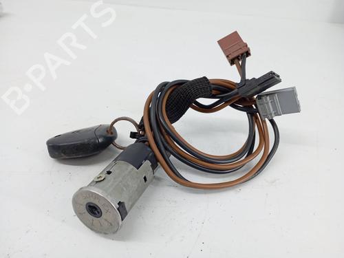 Used Ignition barrel Ignition barrel CITROËN XSARA (N1) 1.4 i (75 hp) 32726617 32726617