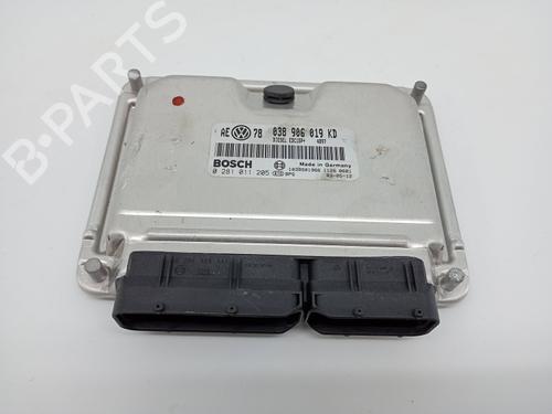 Used Engine control unit (ECU) VW PASSAT B5.5 (3B3) 1.9 TDI (101 hp) 31323070