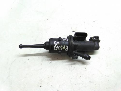 koblingspedal VW PASSAT B6 (3C2) 2.0 TDI (170 hp) 19871155