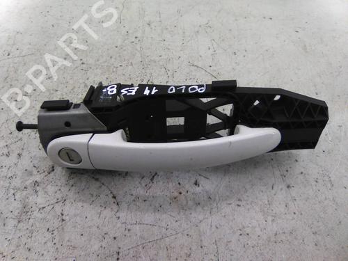 Used Front left exterior door handle VW POLO V (6R1, 6C1) 1.2 TDI (75 hp) 19855391