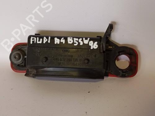 Høyre foran utvendig håndtak AUDI A4 B5 (8D2) 1.9 TDI | BP19847827C129 