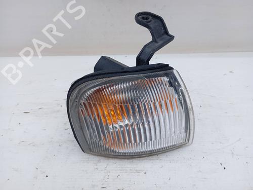 Używane Kierunkowskaz przedni prawy SUZUKI BALENO Hatchback (EG) 1.3 i 16V (SY413) (85 hp) 29871371