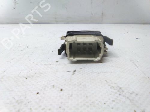Right front window switch RENAULT LAGUNA II Grandtour (KG0/1_) 1.9 dCI (KG0E) | BP19856807I26