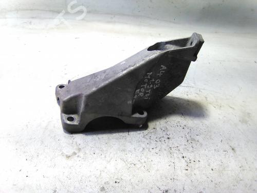 Used Engine mount AUDI A4 B6 (8E2) 1.9 TDI (130 hp) 19809055