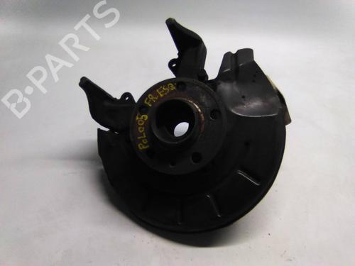 Used Left front steering knuckle VW POLO (9N_, 9A_) 1.9 TDI (101 hp) 22935301