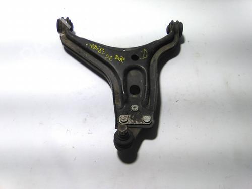Used Right front suspension arm AUDI 80 B3 Saloon (893, 894, 8A2) 1.6 TD (80 hp) 22937836