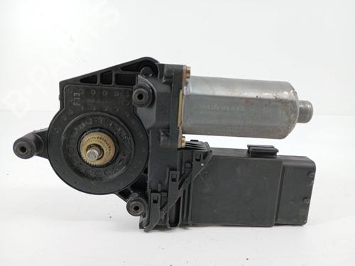 Elevalunas delantero izquierdo VW PASSAT B5 (3B2) 1.9 TDI (110 hp) 31322984