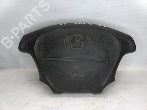 Used Driver airbag HYUNDAI H-1 Van (A1) 2.5 TD (80 hp) 19866609