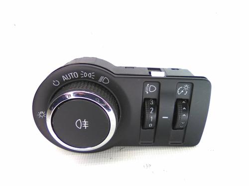 Used Headlight switch OPEL INSIGNIA A Sports Tourer (G09) 2.0 CDTI (35) (131 hp) 19816770